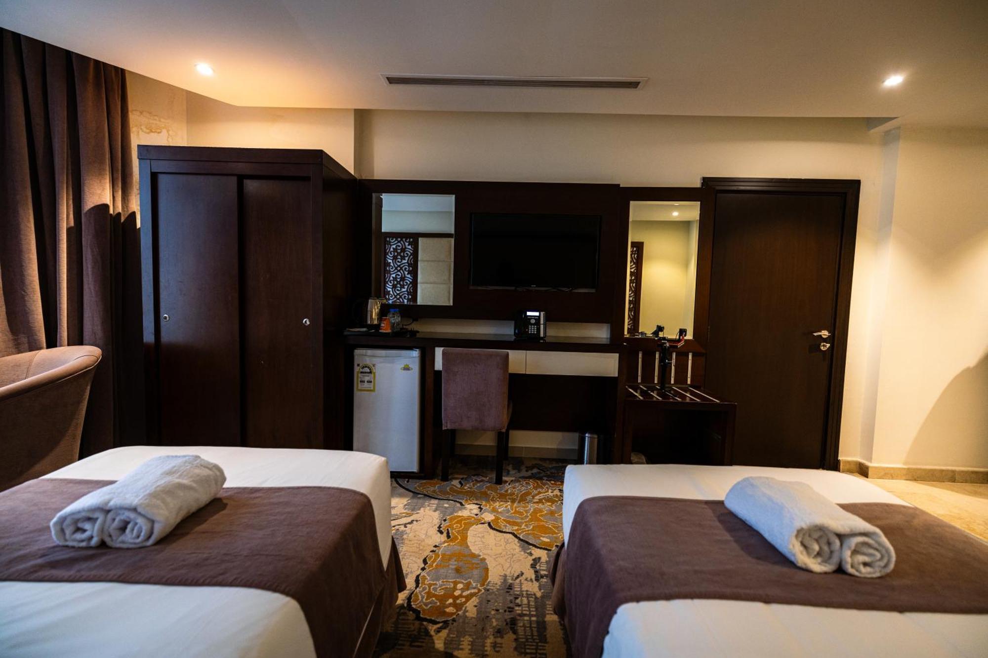 Aster Hotel DDjeddah Extérieur photo