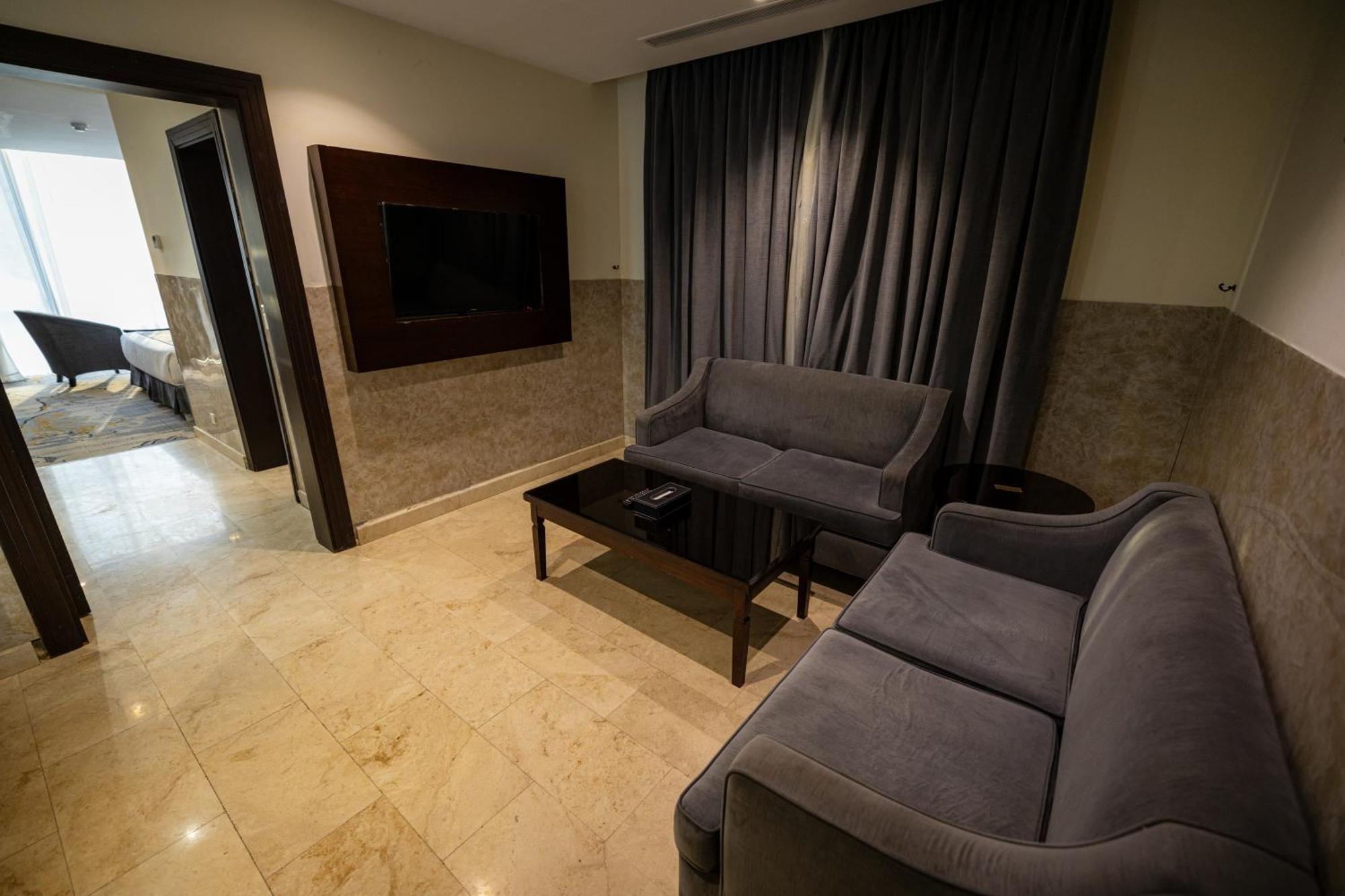 Aster Hotel DDjeddah Extérieur photo